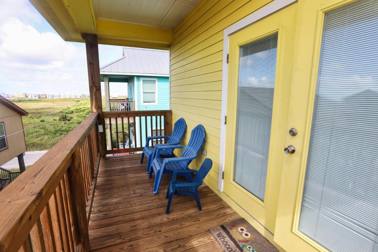 Yellow Beach Haven, Decks, Views, Mere Steps To Sand Galveston Eksteriør billede