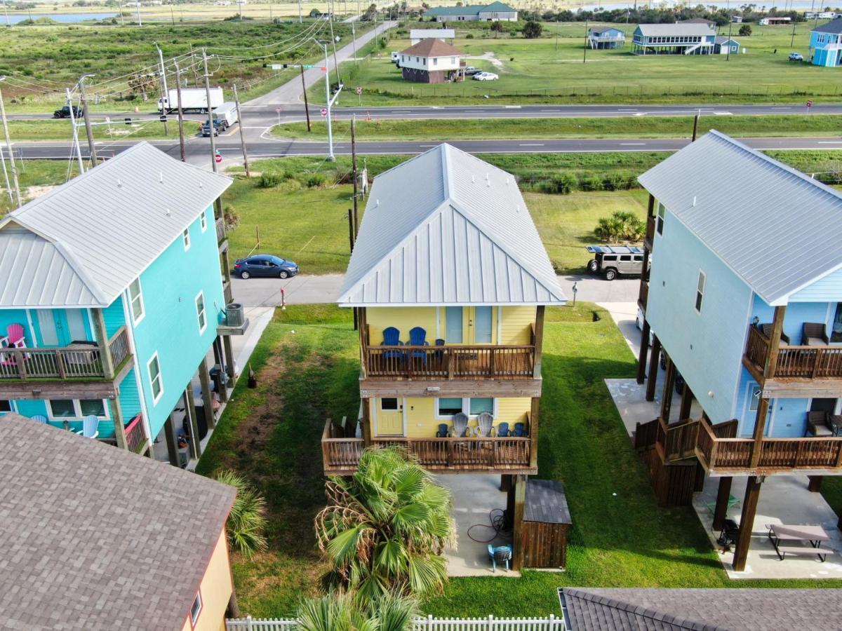 Yellow Beach Haven, Decks, Views, Mere Steps To Sand Galveston Eksteriør billede